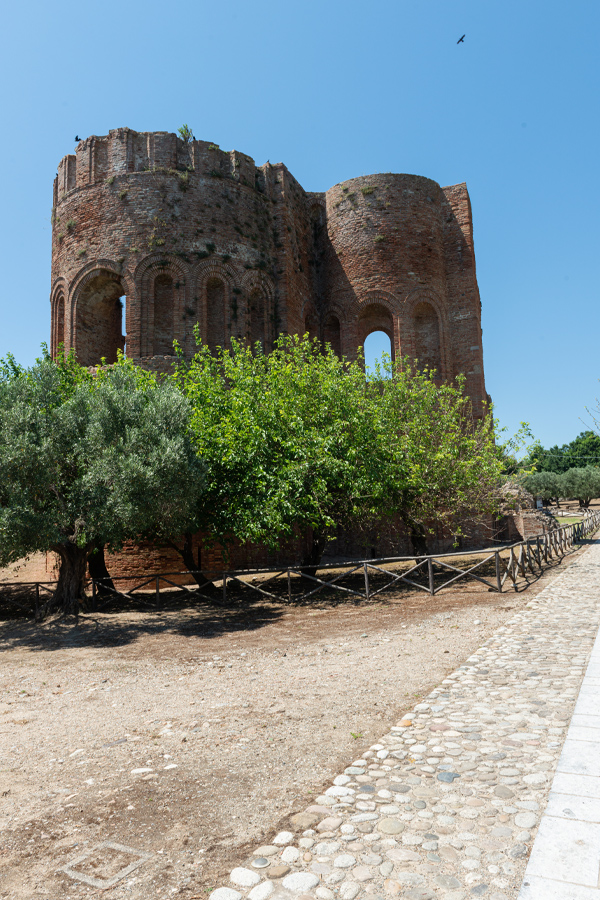vacanza storica Tour Roccelletta